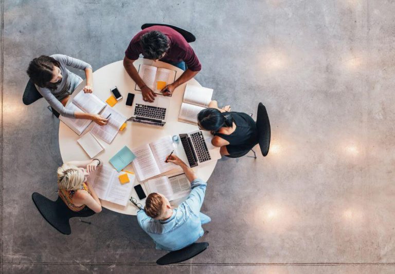 The Role of a Science Undergraduate Society in Fostering Community and Collaboration